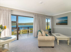 Honeymoon Suite 16 Lounge
