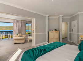 Honeymoon Suite 16